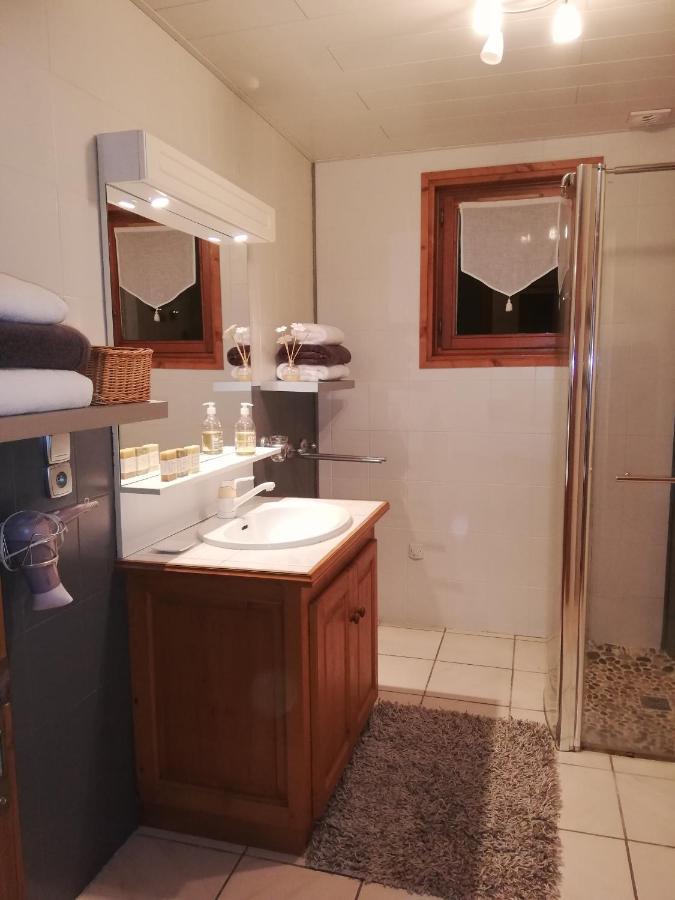 Chambres En Chalet Petit Dejeuner Inclus La Cote d'Arbroz Εξωτερικό φωτογραφία